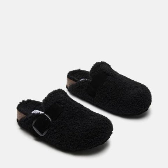 Boston Clogs Steve Madden Women's Cuddle Clog Natural On Uggs